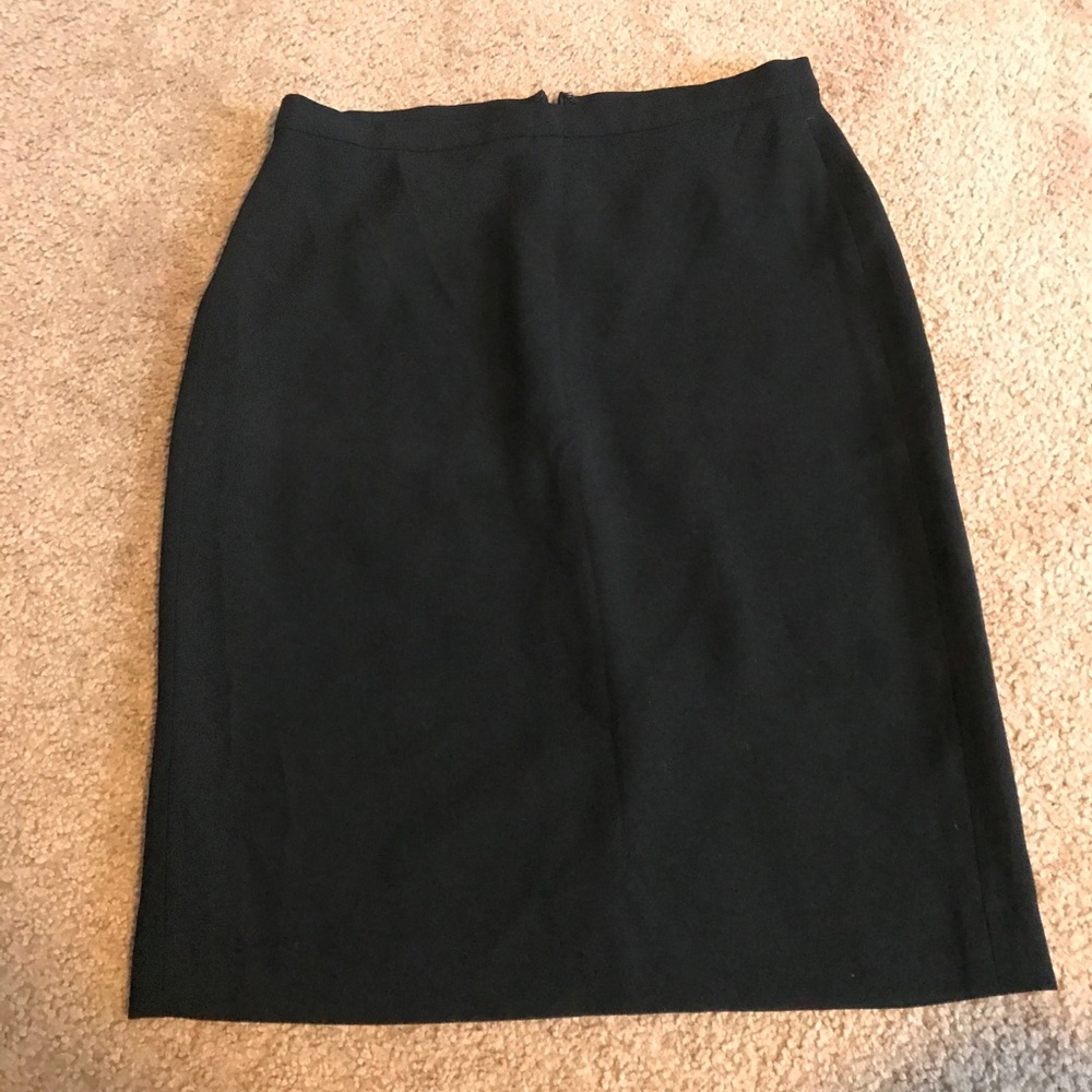 Anne Klein skirt size 2